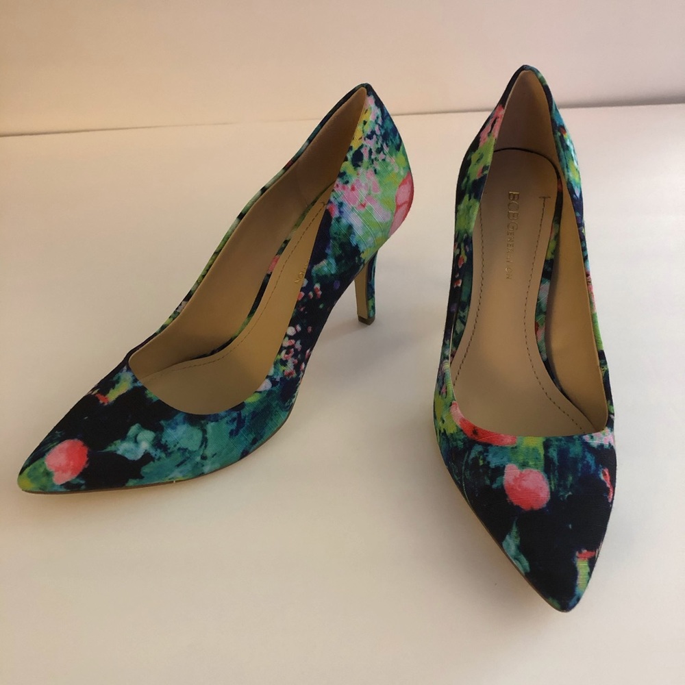 BCBGeneration Floral Watercolor Heels with box - Picture 1 of 8
